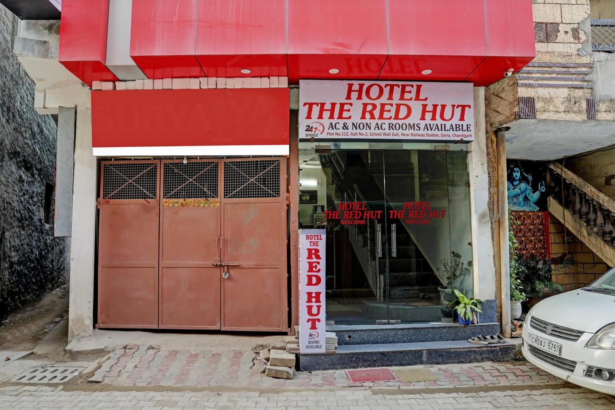 Oyo Hotel The Red Hut Chandīgarh エクステリア 写真