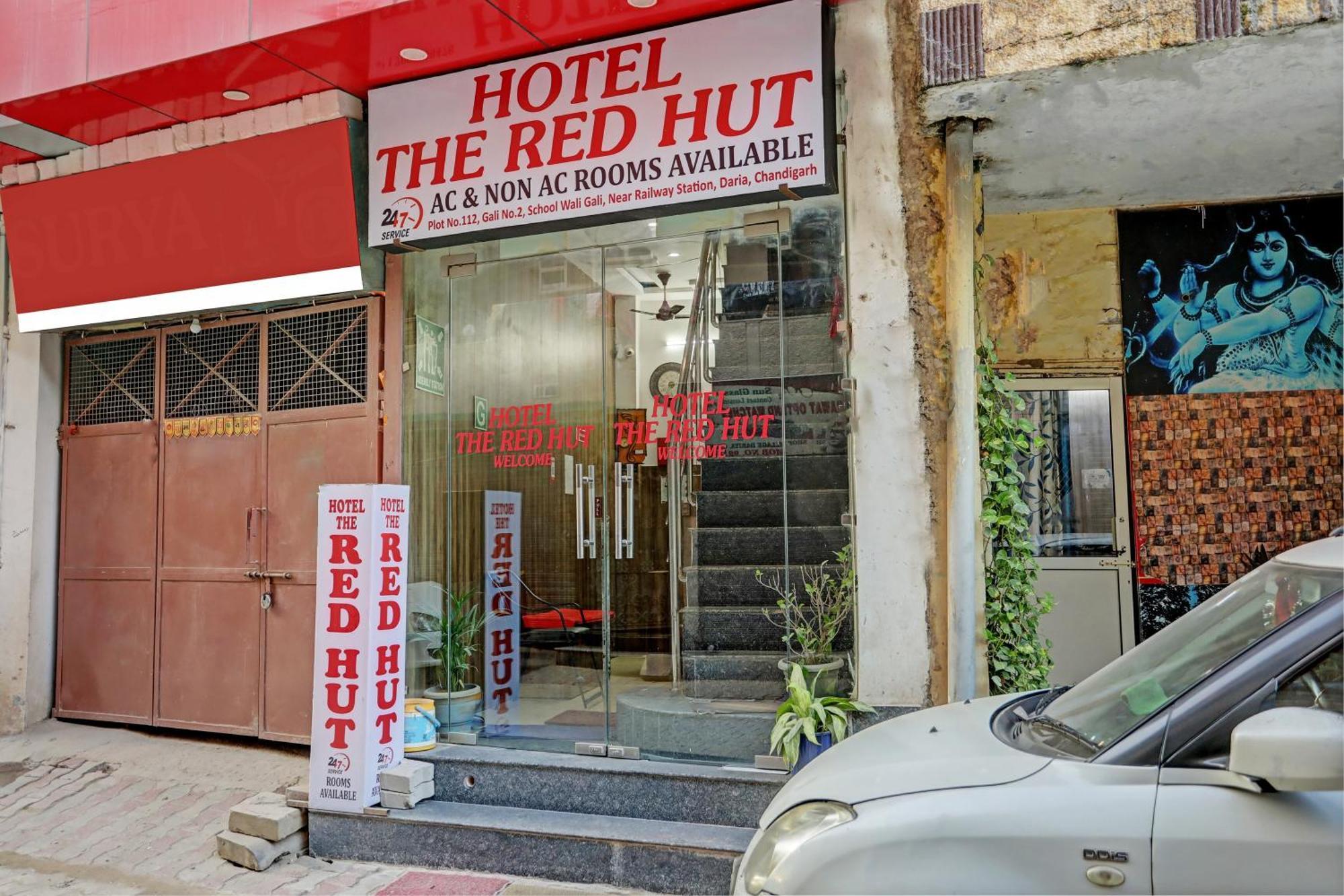 Oyo Hotel The Red Hut Chandīgarh エクステリア 写真