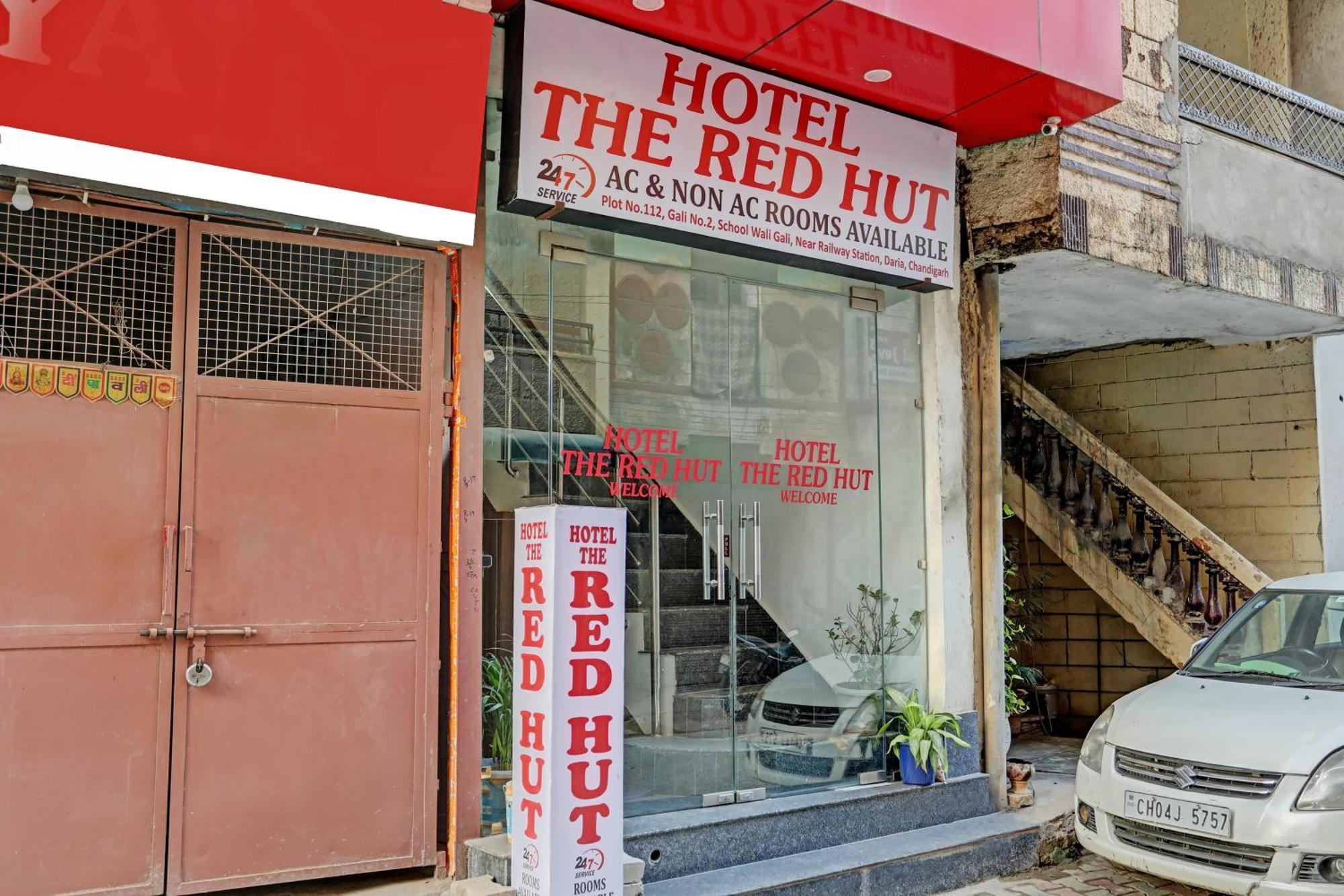 Oyo Hotel The Red Hut Chandīgarh エクステリア 写真